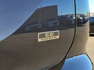 2024 Mitsubishi Outlander Base