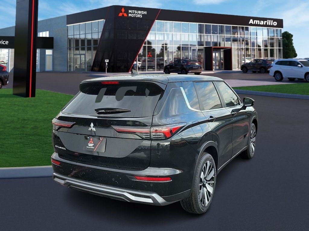 2025 Mitsubishi Outlander SE