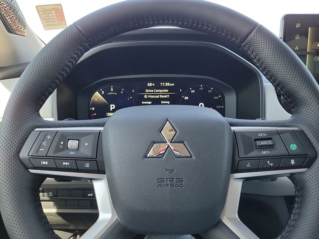 2026 Mitsubishi Outlander SE