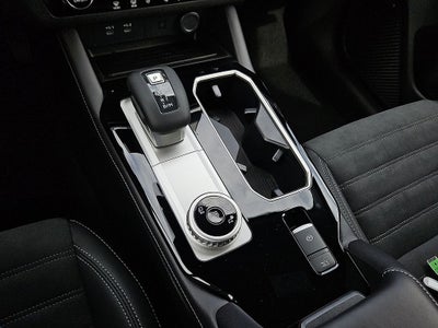 2026 Mitsubishi Outlander LE