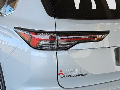 2026 Mitsubishi Outlander SE