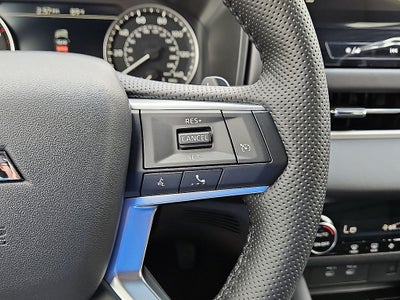 2026 Mitsubishi Outlander LE