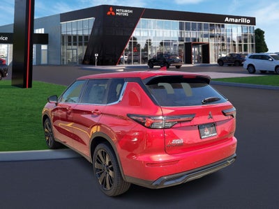 2026 Mitsubishi Outlander LE