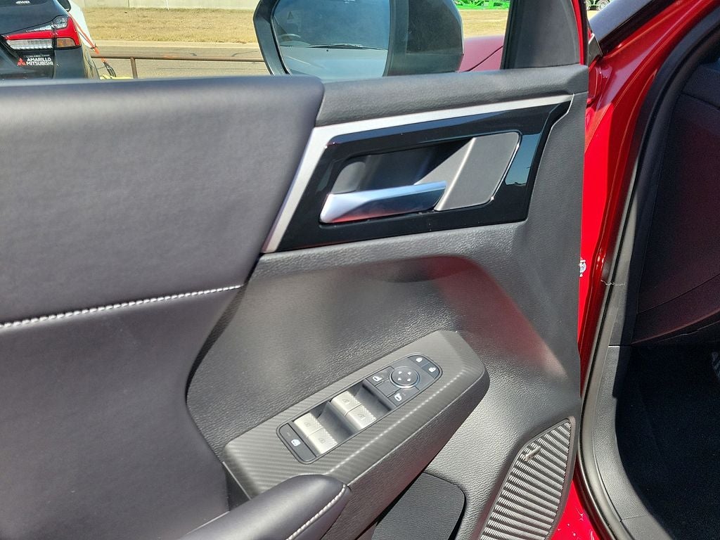 2026 Mitsubishi Outlander LE