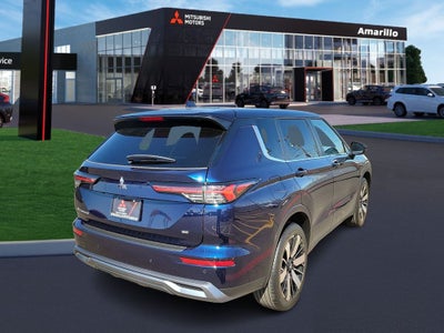 2026 Mitsubishi Outlander SE