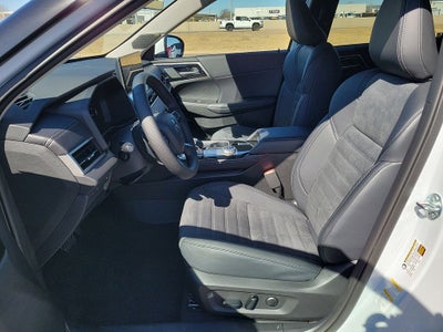 2026 Mitsubishi Outlander SE