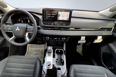 2026 Mitsubishi Outlander SE