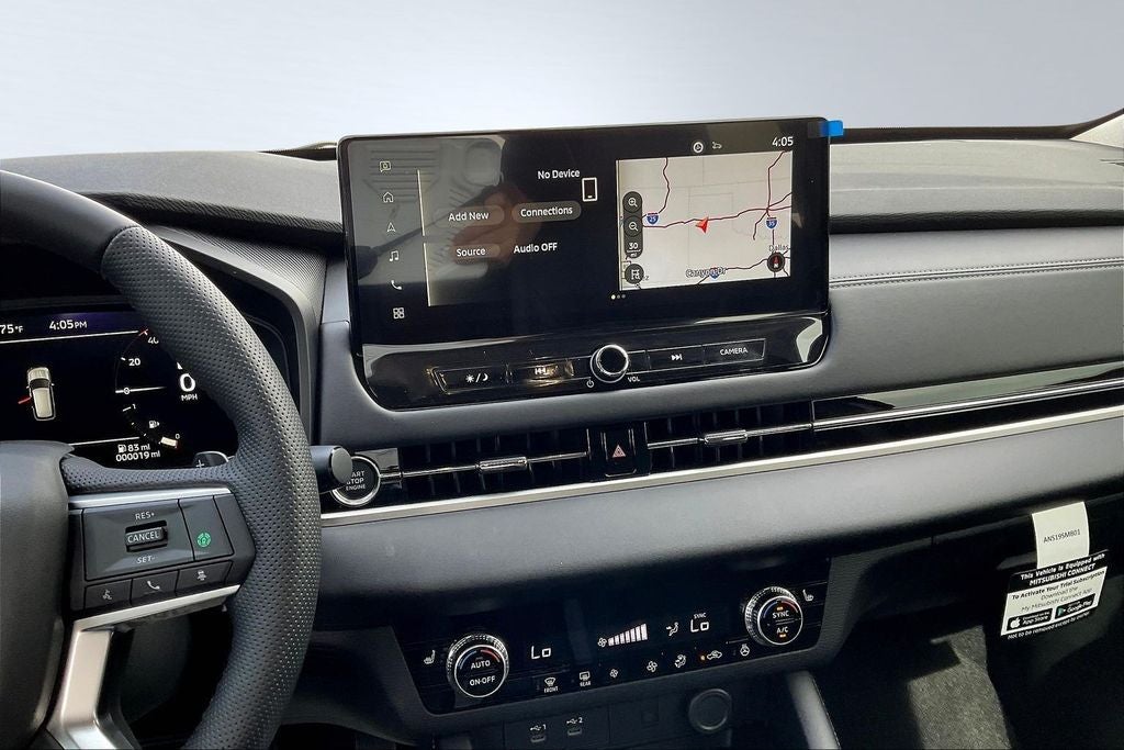 2026 Mitsubishi Outlander SE