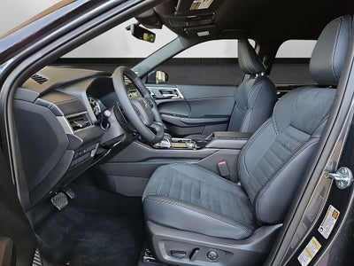 2026 Mitsubishi Outlander LE