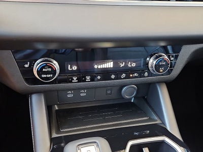 2026 Mitsubishi Outlander LE