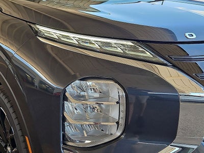 2026 Mitsubishi Outlander LE
