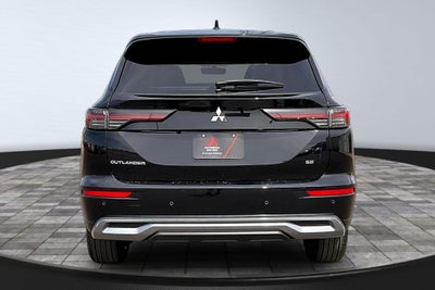 2026 Mitsubishi Outlander SE