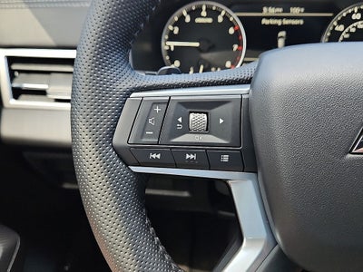2026 Mitsubishi Outlander LE