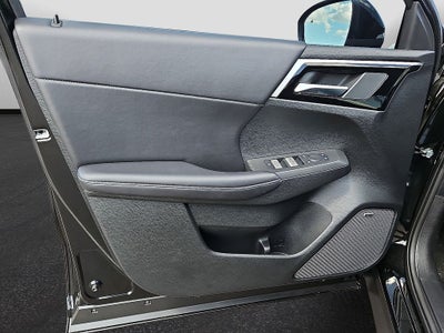 2026 Mitsubishi Outlander LE