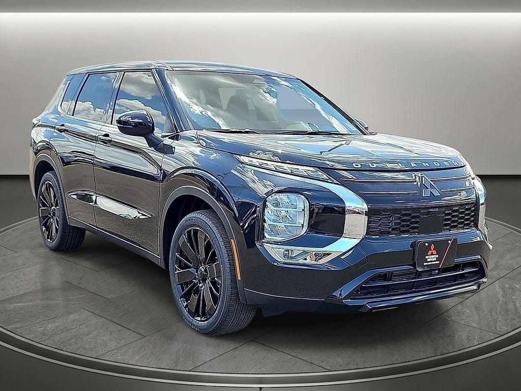 2026 Mitsubishi Outlander LE