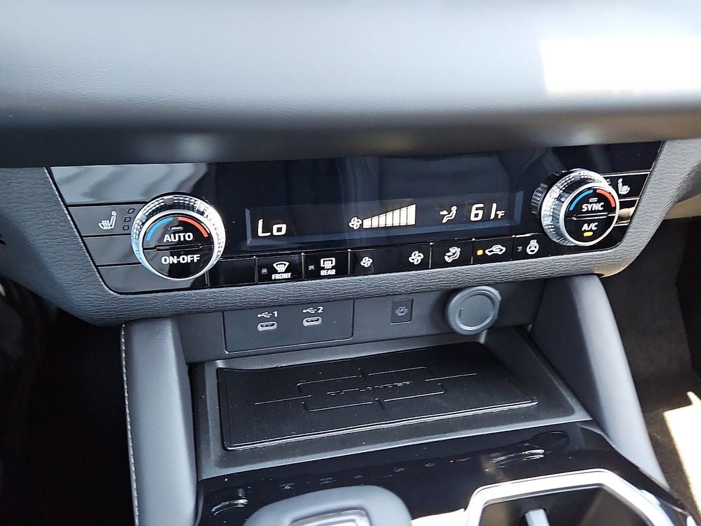 2026 Mitsubishi Outlander LE