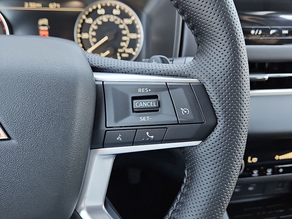 2026 Mitsubishi Outlander LE