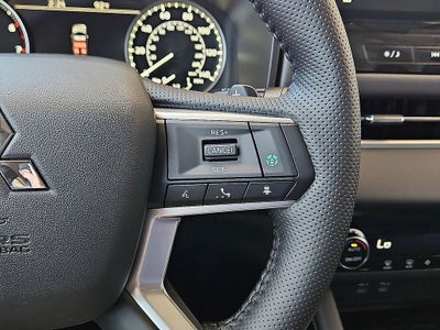 2026 Mitsubishi Outlander SE