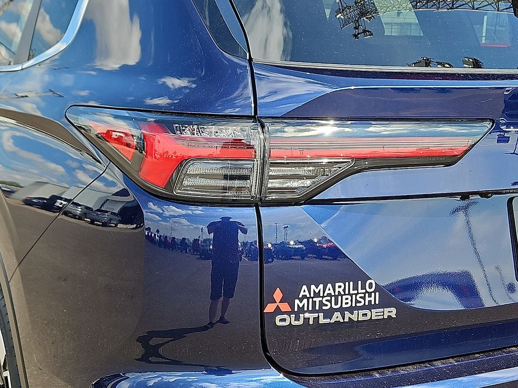 2026 Mitsubishi Outlander SE