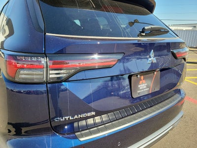 2026 Mitsubishi Outlander SE