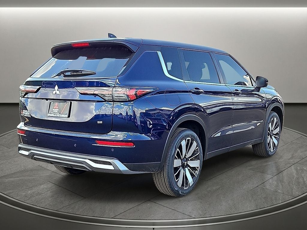 2026 Mitsubishi Outlander SE