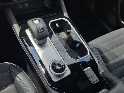 2026 Mitsubishi Outlander LE