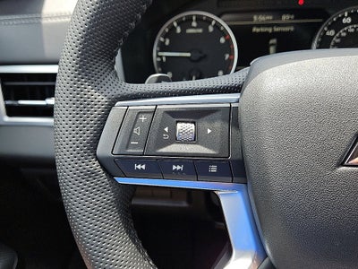 2026 Mitsubishi Outlander LE