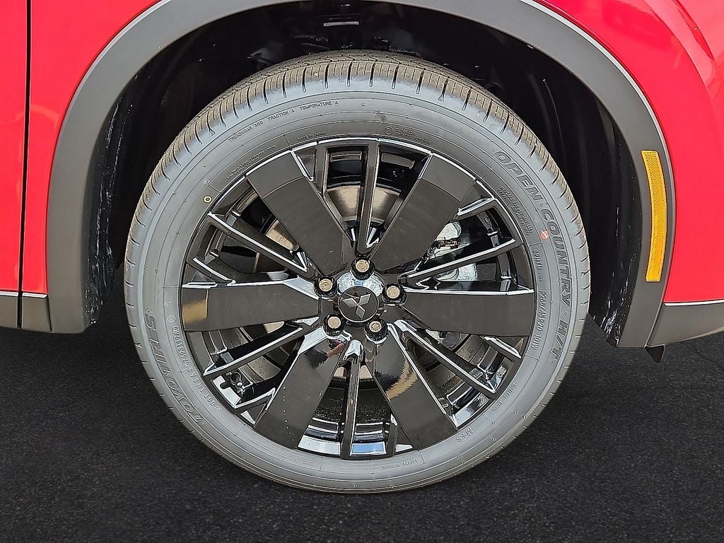 2026 Mitsubishi Outlander LE