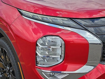 2026 Mitsubishi Outlander LE
