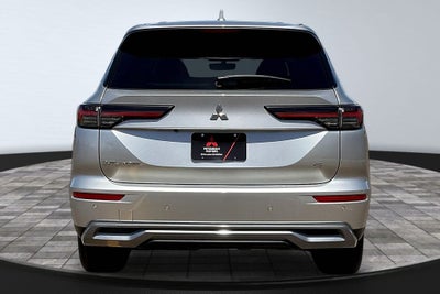 2026 Mitsubishi Outlander SE