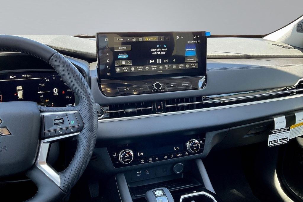 2026 Mitsubishi Outlander SE