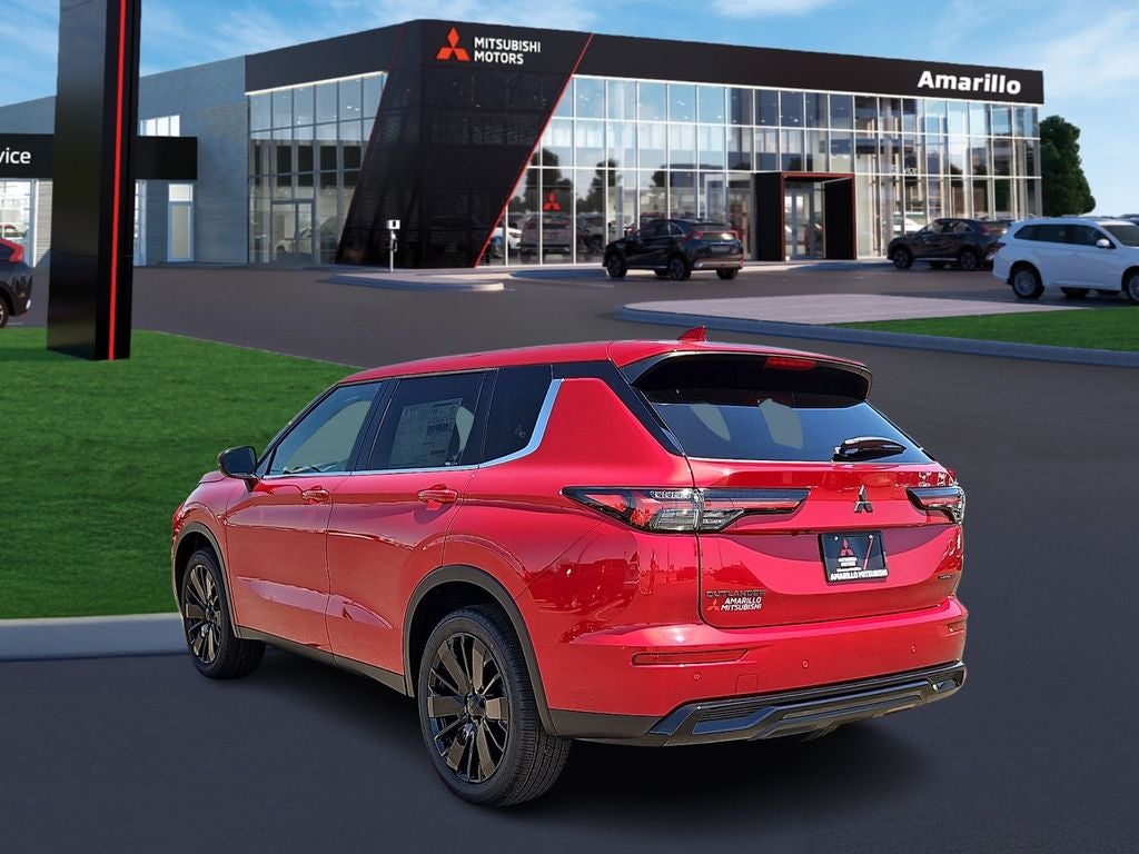 2026 Mitsubishi Outlander LE