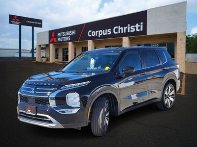 2026 Mitsubishi Outlander SE