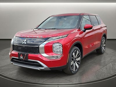 2026 Mitsubishi Outlander SE