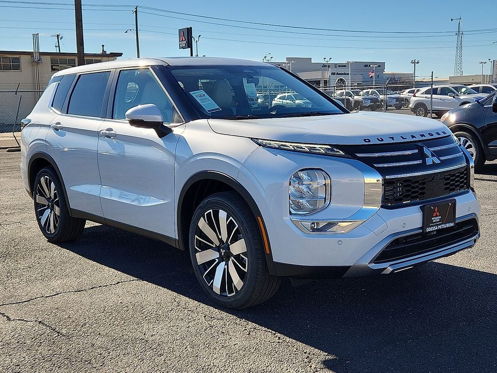 2026 Mitsubishi Outlander SE