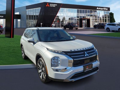2026 Mitsubishi Outlander SE