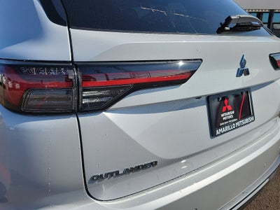 2026 Mitsubishi Outlander SE