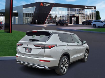 2026 Mitsubishi Outlander SE
