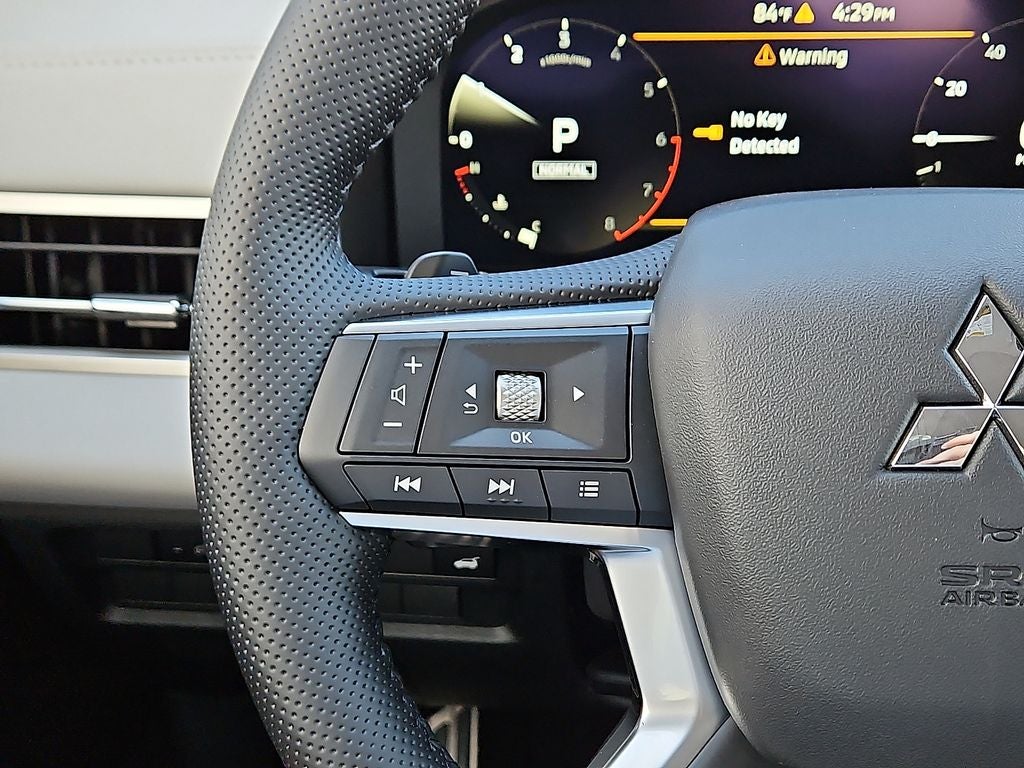 2025 Mitsubishi Outlander SEL