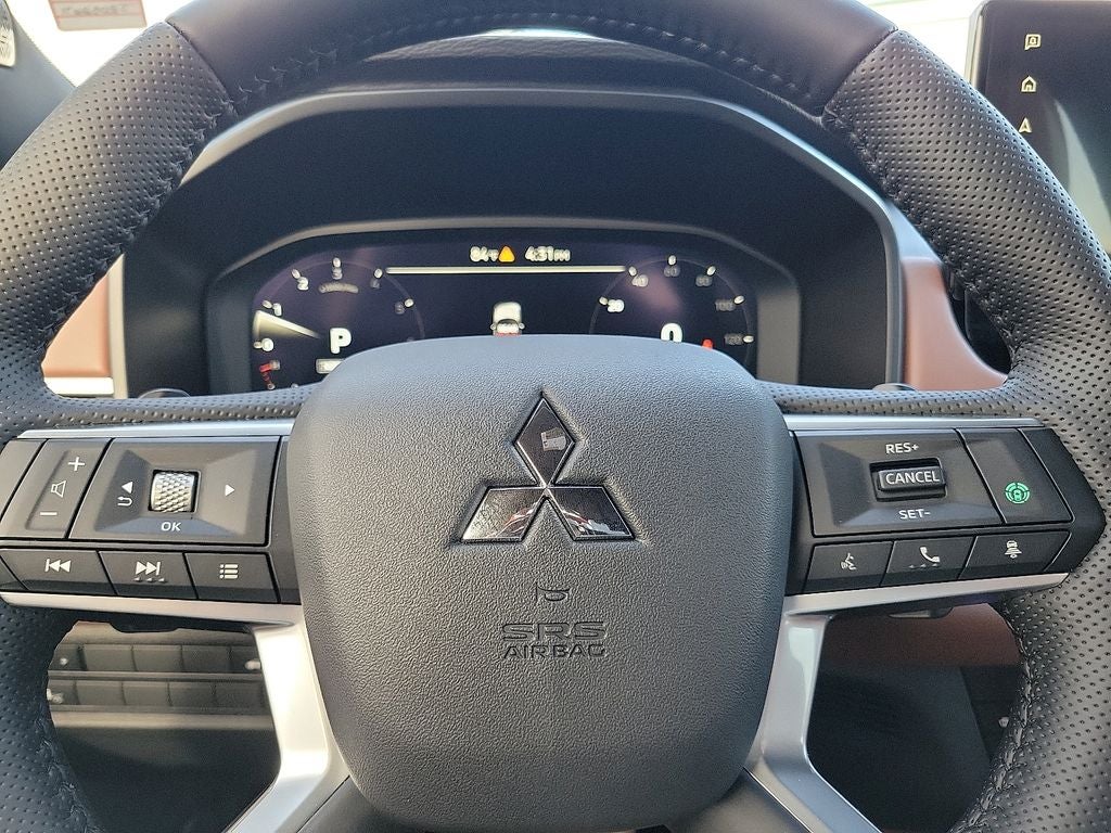 2025 Mitsubishi Outlander SEL