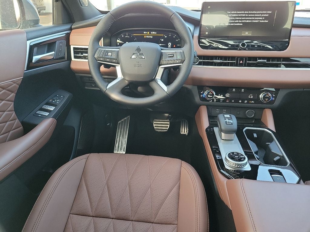 2025 Mitsubishi Outlander SEL