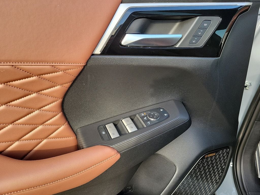 2025 Mitsubishi Outlander SEL