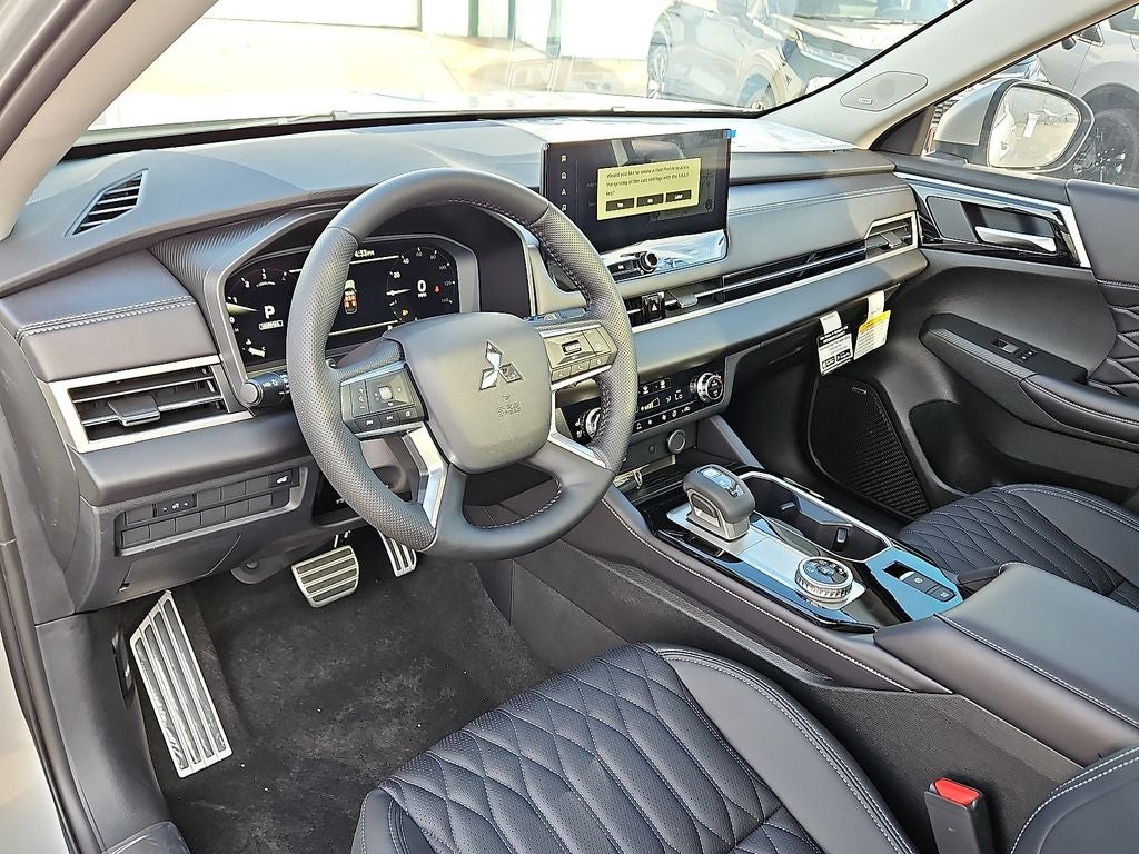 2025 Mitsubishi Outlander SEL