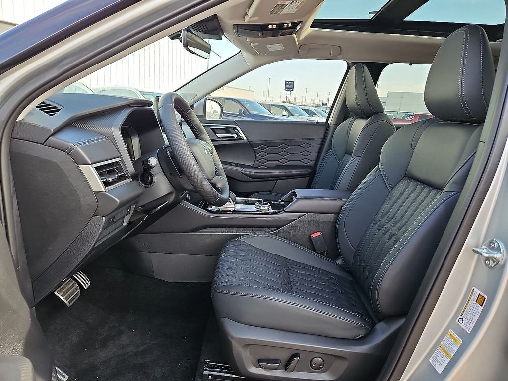 2025 Mitsubishi Outlander SEL