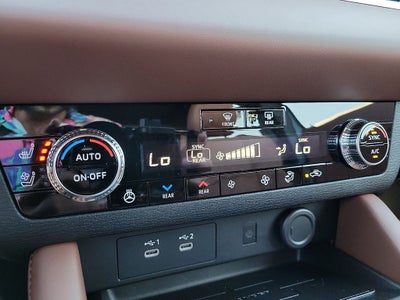 2025 Mitsubishi Outlander SEL