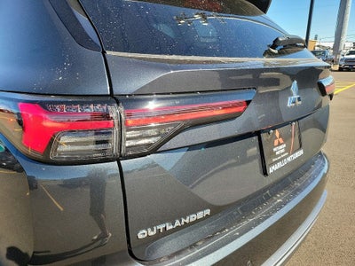2025 Mitsubishi Outlander SEL