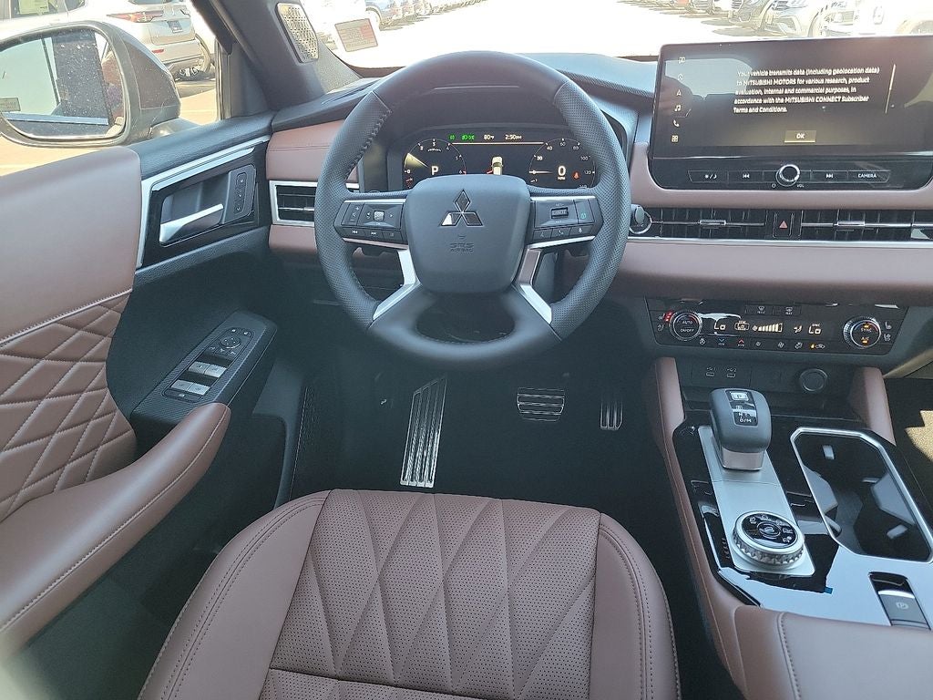 2025 Mitsubishi Outlander SEL