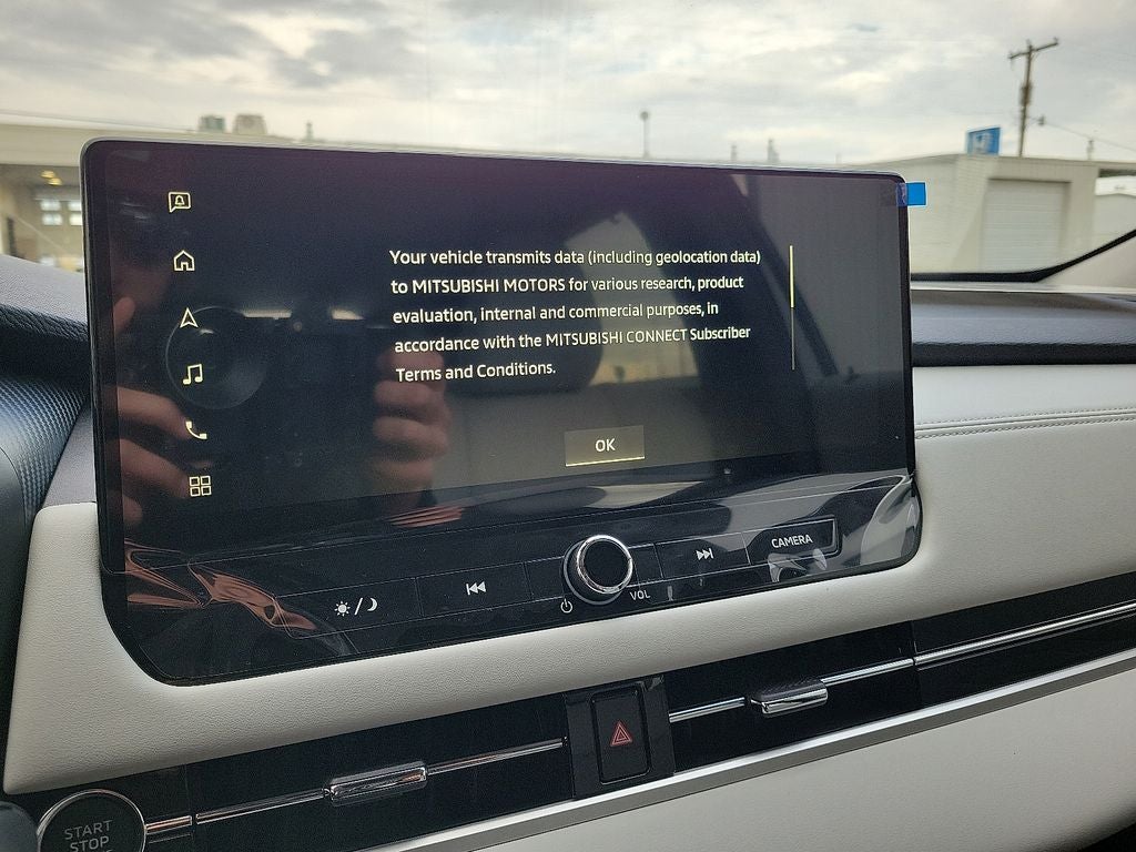 2025 Mitsubishi Outlander SEL