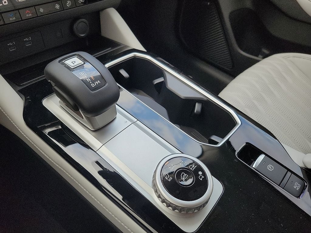 2025 Mitsubishi Outlander SEL