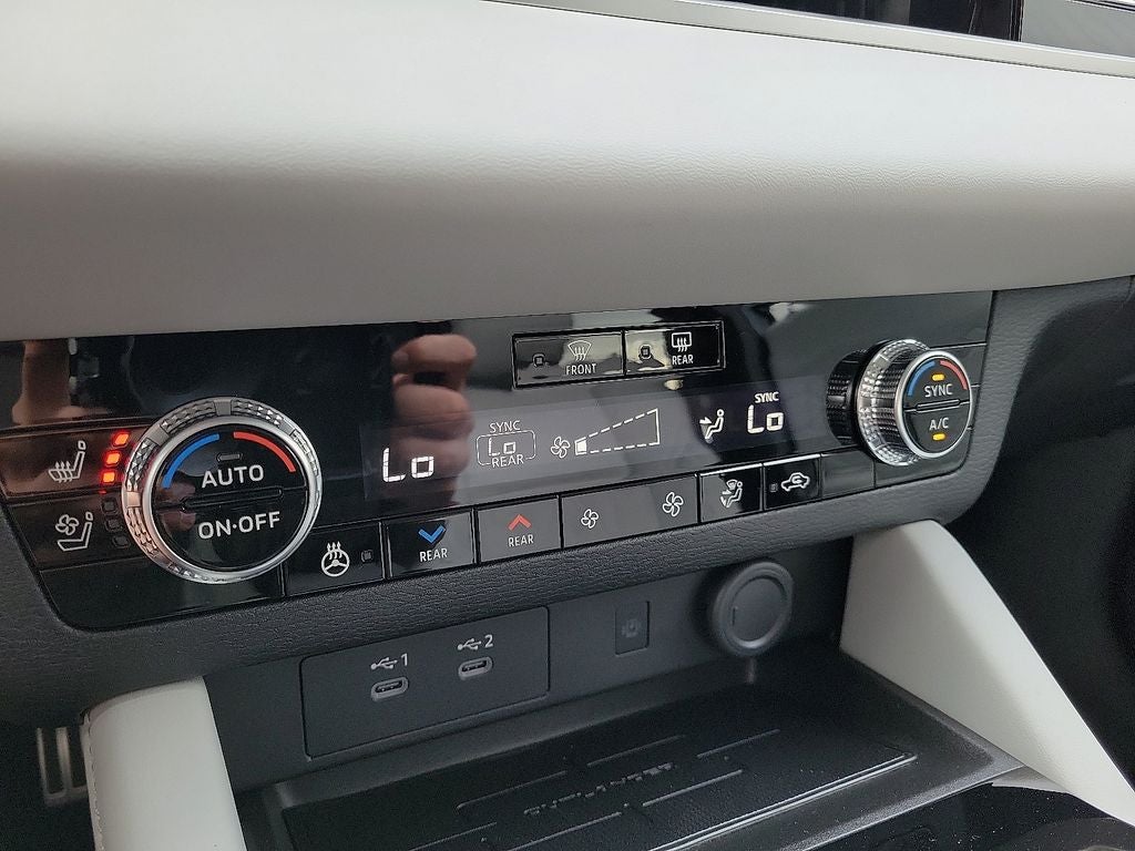 2025 Mitsubishi Outlander SEL